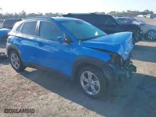 2022 Hyundai Kona SEL with VIN KM8K32AB4NU915165, listed as a IAAI auction lot 41678342 with 25,752 mi miles. Bid and sale history available at carsss.com. Image 1.