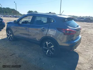 2022 Nissan Rogue Sport SL with VIN JN1BJ1CW5NW484282, listed as a IAAI auction lot 40476988 with 41,221 mi miles. Bid and sale history available at carsss.com. Image 3.