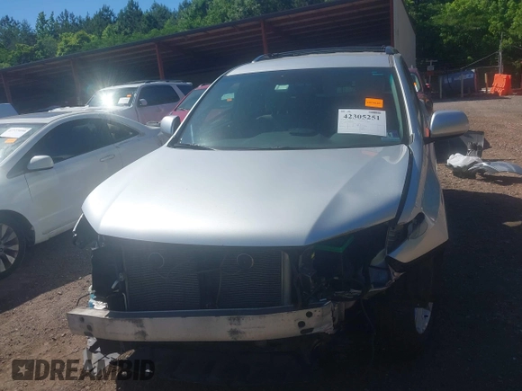2011 Toyota Highlander z VIN 5TDBK3EHXBS050777, wystawiony jako IAAI lot #42305251 z przebiegiem Nie podano mil oraz . Historia ofert i sprzedaży dostępna na DreamBid. Obrazek 6.