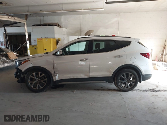 2017 Hyundai Santa Fe Ultimate with VIN 5XYZWDLA2HG491338, listed as a IAAI auction lot 42590671 with 114,521 mi miles and . Bid and sale history available at DreamBid. Image 15.