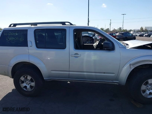 2012 Nissan Pathfinder SV with VIN 5N1AR1NB4CC620830, listed as a IAAI auction lot 41708052 with 1 mi miles. Bid and sale history available at carsss.com. Image 12.