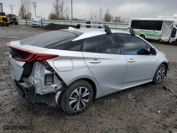2017 Toyota Prius Prime Plus with VIN JTDKARFP8H3053392, listed as a Copart auction lot 49694205 with 75,903 mi miles and Clean Title. Bid and sale history available at carsss.com. Image 3.