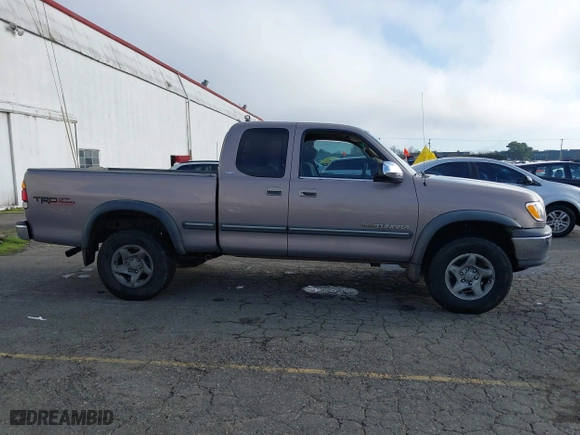 2002 Toyota Tundra SR5 with VIN 5TBBT44162S310544, listed as a IAAI auction lot 41316865 with 198,382 mi miles. Bid and sale history available at carsss.com. Image 13.