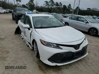 2020 Toyota Camry LE with VIN 4T1C11AK4LU930850, listed as a Copart auction lot 47626665 with 115,824 mi miles and Salvage Title. Bid and sale history available at DreamBid. Image 10.