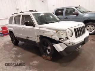 2014 Jeep Patriot Latitude with VIN 1C4NJPFB8ED717749, listed as a IAAI auction lot 41962155 with 147,755 mi miles and . Bid and sale history available at carsss.com. Image 1.
