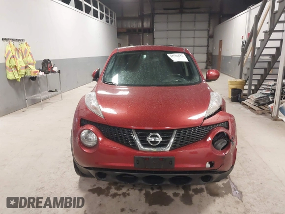 2013 Nissan Juke S with VIN JN8AF5MR2DT218085, listed as a IAAI auction lot 41706616 with 78,067 mi miles. Bid and sale history available at carsss.com. Image 13.