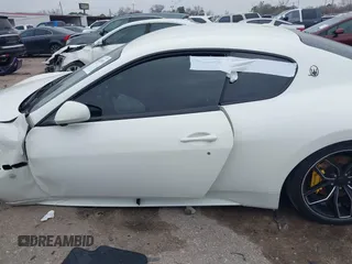 2013 Maserati GranTurismo Sport с VIN ZAM45VLAXD0067369, выставлен на аукционе IAAI как лот 41602093 с пробегом 55 080 миль миль и . История ставок и продаж доступна на DreamBid. Изображение 15.