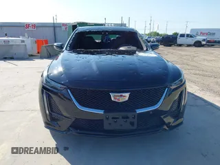 2024 Cadillac CT5 Sport z VIN 1G6DP5RK8R0102340, wystawiony jako IAAI lot #41943414 z przebiegiem 13 488 mil mil oraz . Historia ofert i sprzedaży dostępna na DreamBid. Obrazek 12.