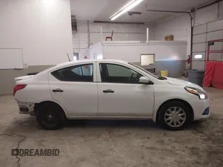 2016 Nissan Versa SV with VIN 3N1CN7AP8GL899483, listed as a IAAI auction lot 41525896 with 72,542 mi miles. Bid and sale history available at carsss.com. Image 13.