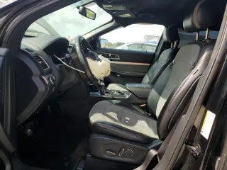 2017 Ford Explorer XLT with VIN 1FM5K7D81HGC29682, listed as a Copart auction lot 53602095 with 102,496 mi miles and Salvage Title. Bid and sale history available at DreamBid. Image 7.