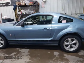 2007 Ford Mustang Deluxe with VIN 1ZVFT80N175343082, listed as a IAAI auction lot 41882099 with 16,629 mi miles and . Bid and sale history available at DreamBid. Image 14.