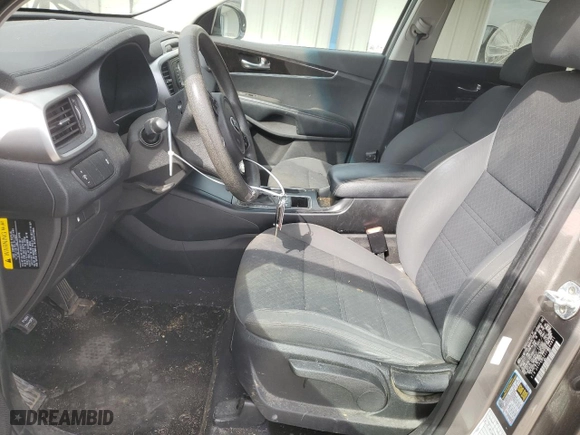 2018 Kia Sorento LX V6 with VIN 5XYPG4A52JG384841, listed as a Copart auction lot 76878914 with 111,861 mi miles and Salvage Title. Bid and sale history available at carsss.com. Image 7.