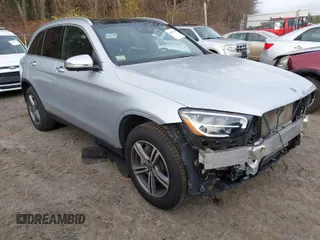 2020 Mercedes-Benz GLC with VIN W1N0G8EB6LF824678, listed as a IAAI auction lot 40951014 with 46,473 mi miles. Bid and sale history available at carsss.com. Image 1.