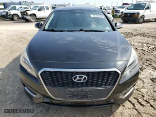 2017 Hyundai Sonata Hybrid SE with VIN KMHE24L14HA060375, listed as a Copart auction lot 45228695 with 138,232 mi miles and Salvage Title. Bid and sale history available at carsss.com. Image 5.