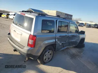 2017 Jeep Patriot 75th Anniversary with VIN 1C4NJRBB0HD122108, listed as a Copart auction lot 83192684 with 171,270 mi miles and Salvage Title. Bid and sale history available at carsss.com. Image 3.
