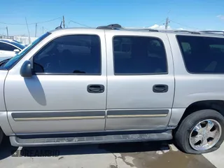 2005 Chevrolet Suburban LT with VIN 3GNEC16Z35G104209, listed as a IAAI auction lot 41946436 with 204,543 mi miles and . Bid and sale history available at DreamBid. Image 13.
