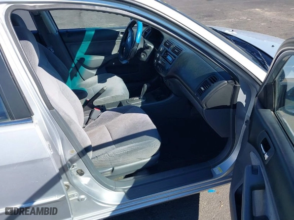 2002 Honda Civic EX with VIN 1HGES26842L006993, listed as a IAAI auction lot 41891213 with 219,196 mi miles. Bid and sale history available at carsss.com. Image 5.