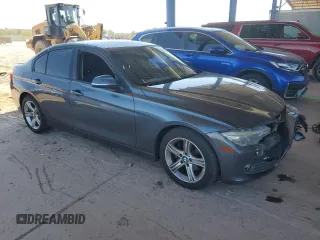 2013 BMW 3 Series 320i xDrive с VIN WBA3C3C50DF982044, выставлен на аукционе Copart как лот 57412795 с пробегом 136 085 миль миль и Списание • Salvage title. История ставок и продаж доступна на DreamBid. Изображение 4.