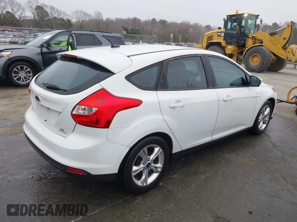 2014 Ford Focus SE with VIN 1FADP3K28EL386918, listed as a IAAI auction lot 41620107 with 118,098 mi miles and . Bid and sale history available at DreamBid. Image 4.