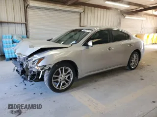 2014 Nissan Maxima S with VIN 1N4AA5AP1EC457227, listed as a Copart auction lot 46235375 with 160,468 mi miles and Salvage Title. Bid and sale history available at DreamBid. Image 1.