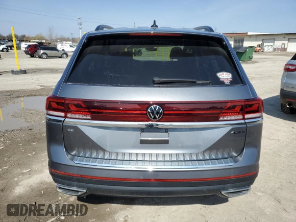 2024 Volkswagen Atlas SE с VIN 1V2LR2CA7RC582255, выставлен на аукционе Copart как лот 51479685 с пробегом 4 259 миль миль и Списание • Salvage title. История ставок и продаж доступна на DreamBid. Изображение 6.