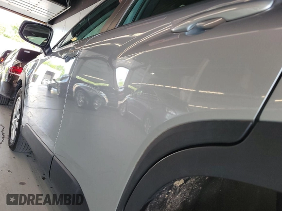 2022 Toyota Corolla Cross L with VIN 7MUAAABG3NV017192, listed as a IAAI auction lot 42841647 with 88,390 mi miles and . Bid and sale history available at DreamBid. Image 9.