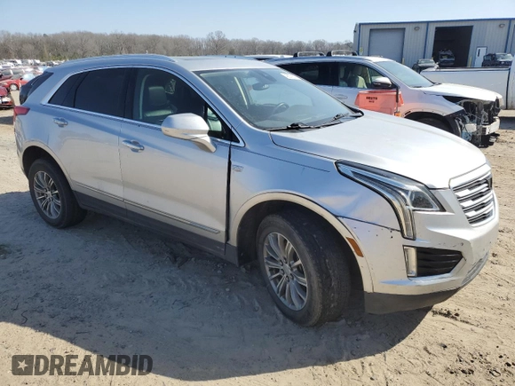 2017 Cadillac XT5 Luxury FWD z VIN 1GYKNBRSXHZ220290, wystawiony jako Copart lot #48578815 z przebiegiem 114 233 mil mil oraz Szkody całkowita. Historia ofert i sprzedaży dostępna na DreamBid. Obrazek 4.