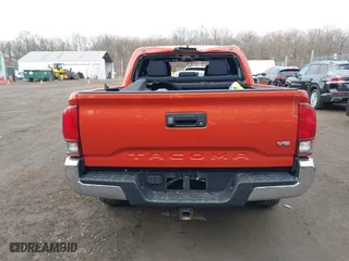 2018 Toyota Tacoma SR with VIN 3TMCZ5AN4JM161623, listed as a IAAI auction lot 41677439 with 75,549 mi miles. Bid and sale history available at carsss.com. Image 16.
