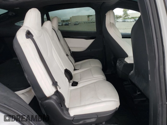 2019 Tesla Model X 75D with VIN 5YJXCAE21KF160589, listed as a Copart auction lot 50985585 with 31,273 mi miles and Salvage Title. Bid and sale history available at carsss.com. Image 10.