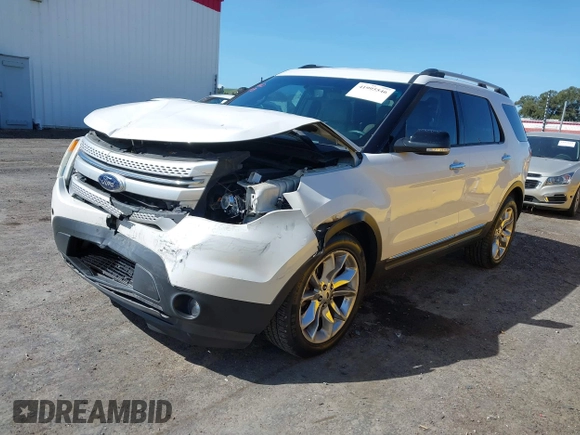 2014 Ford Explorer XLT with VIN 1FM5K8D81EGC01334, listed as a IAAI auction lot 41995546 with 139,812 mi miles and . Bid and sale history available at carsss.com. Image 17.