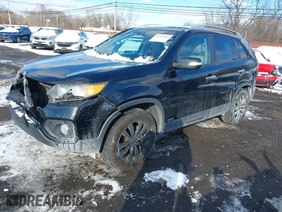 2011 Kia Sorento EX with VIN 5XYKUDA25BG043458, listed as a IAAI auction lot 41363660 with 197,151 mi miles. Bid and sale history available at carsss.com. Image 2.