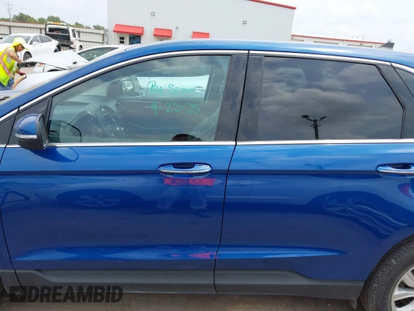2022 Ford Edge Titanium with VIN 2FMPK4K90NBA94541, listed as a IAAI auction lot 42133166 with 58,844 mi miles. Bid and sale history available at carsss.com. Image 14.