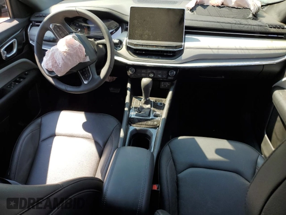 2024 Jeep Compass Limited with VIN 3C4NJDCN7RT585998, listed as a Copart auction lot 62090854 with 4,043 mi miles and Salvage title. Bid and sale history available at DreamBid. Image 8.