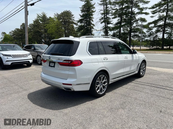 2020 BMW X7 xDrive40i z VIN 5UXCW2C0XL9B92841, wystawiony jako Copart lot #58982025 z przebiegiem 127 416 mil mil oraz Czysty tytuł • Clean title. Historia ofert i sprzedaży dostępna na DreamBid. Obrazek 4.