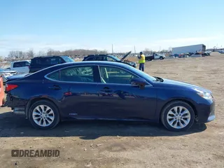2015 Lexus ES 300h z VIN JTHBW1GG9F2091927, wystawiony jako IAAI lot #41933816 z przebiegiem 122 934 mil mil oraz . Historia ofert i sprzedaży dostępna na DreamBid. Obrazek 14.