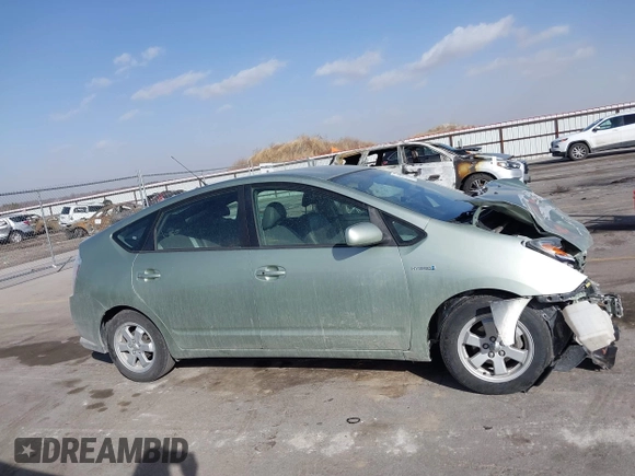 2006 Toyota Prius with VIN JTDKB20U167513159, listed as a IAAI auction lot 41704842 with 170,618 mi miles. Bid and sale history available at carsss.com. Image 14.