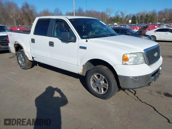 2008 Ford F-150 XL with VIN 1FTRW14W28FB72842, listed as a IAAI auction lot 41903952 with 314,817 mi miles. Bid and sale history available at carsss.com. Image 1.