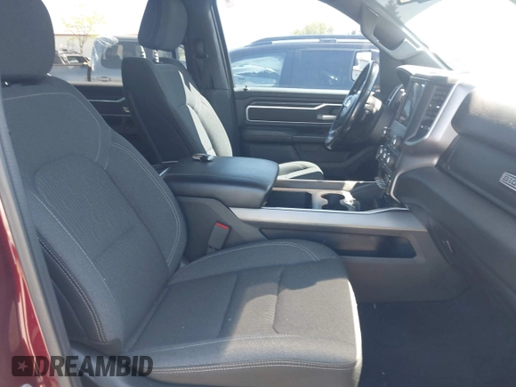 2019 Ram 1500 Big Horn с VIN 1C6SRFFT1KN726854, выставлен на аукционе IAAI как лот 42240401 с пробегом 82 545 миль миль и . История ставок и продаж доступна на DreamBid. Изображение 5.