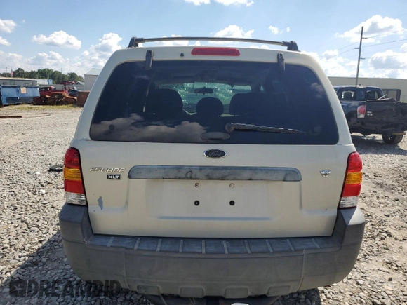2005 Ford Escape XLT with VIN 1FMYU03115KB27374, listed as a Copart auction lot 72568654 with Not Provided miles and Salvage Title. Bid and sale history available at DreamBid. Image 6.