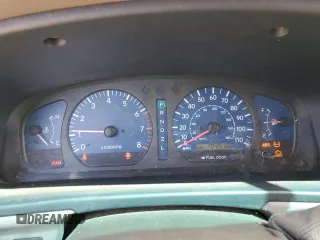 2001 Toyota Sienna LE with VIN 4T3ZF13C81U380901, listed as a Copart auction lot 54053615 with 194,910 mi miles and Salvage Title. Bid and sale history available at DreamBid. Image 9.