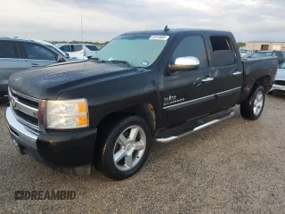 2010 Chevrolet Silverado 1500 LT with VIN 3GCRCSE00AG214860, listed as a Copart auction lot 53073005 with 140,458 mi miles and Salvage Title. Bid and sale history available at DreamBid. Image 1.