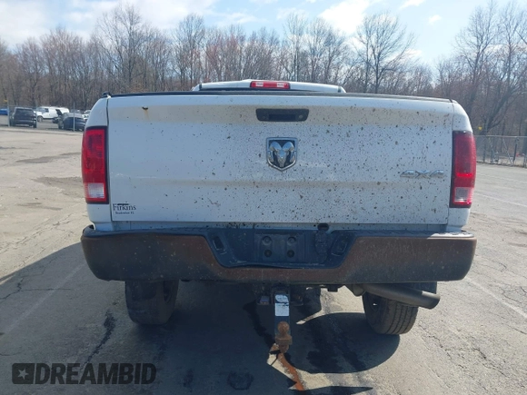 2018 Ram 2500 Tradesman с VIN 3C6UR5CJ2JG379628, выставлен на аукционе IAAI как лот 41920665 с пробегом Не указан миль и . История ставок и продаж доступна на DreamBid. Изображение 15.
