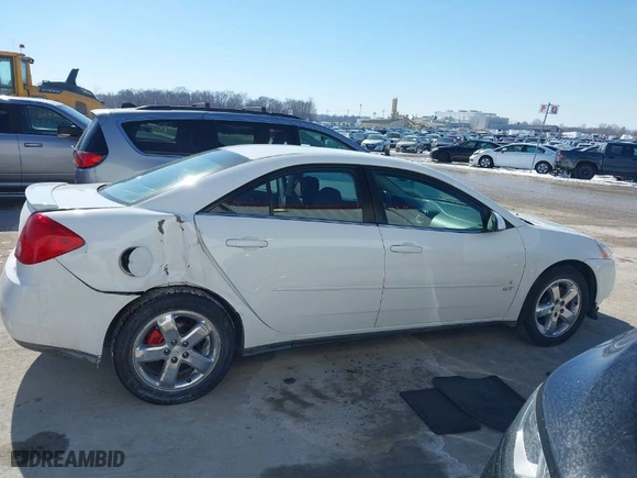 2009 Pontiac G6 GT w/1SA *Ltd Avail* with VIN 1G2ZH57N094104884, listed as a IAAI auction lot 41640598 with NaN miles. Bid and sale history available at carsss.com. Image 13.
