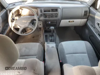 2002 Mitsubishi Montero ES z VIN JA4LS21H52J068809, wystawiony jako Copart lot #51659505 z przebiegiem 84 499 mil mil oraz Czysty tytuł • Clean title. Historia ofert i sprzedaży dostępna na DreamBid. Obrazek 8.