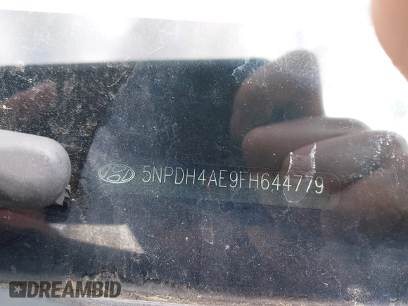 2015 Hyundai Elantra SE with VIN 5NPDH4AE9FH644779, listed as a IAAI auction lot 42048495 with 180,291 mi miles and . Bid and sale history available at DreamBid. Image 9.