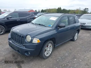 2007 Jeep Compass Sport with VIN 1J8FF47W37D122390, listed as a IAAI auction lot 41993064 with 195,253 mi miles. Bid and sale history available at carsss.com. Image 2.