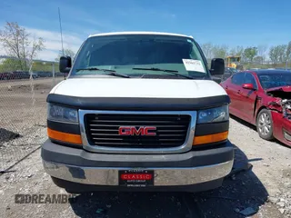 2017 GMC Savana Cargo z VIN 1GTW7AFFXH1909070, wystawiony jako IAAI lot #42162732 z przebiegiem 66 214 mil mil oraz . Historia ofert i sprzedaży dostępna na DreamBid. Obrazek 12.