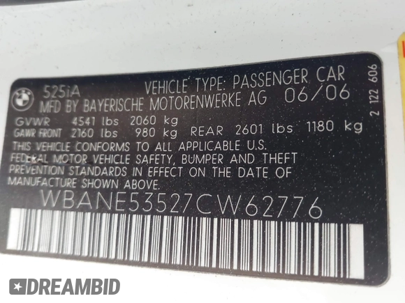 2007 BMW 5 Series 525i with VIN WBANE53527CW62776, listed as a IAAI auction lot 41870614 with 180,886 mi miles and . Bid and sale history available at carsss.com. Image 9.