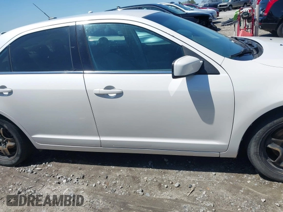 2010 Ford Fusion SE with VIN 3FAHP0HA7AR268272, listed as a IAAI auction lot 41971679 with 227,868 mi miles and . Bid and sale history available at DreamBid. Image 14.
