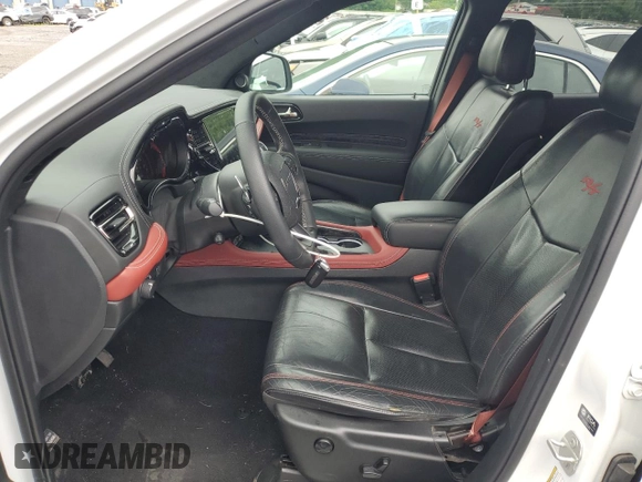 2024 Dodge Durango SRT Hellcat Premium z VIN 1C4SDJH92RC153397, wystawiony jako Copart lot #58559005 z przebiegiem 659 mil mil oraz Szkoda całkowita • Salvage title. Historia ofert i sprzedaży dostępna na DreamBid. Obrazek 7.